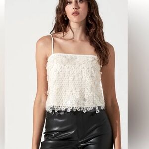 NWT - ASTR Luxoria Flower sequin top